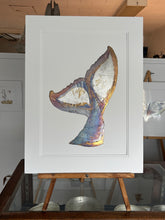 Load image into Gallery viewer, Vertical whale tail
