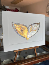 Load image into Gallery viewer, Whale tail
