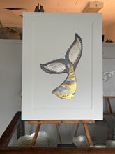Load image into Gallery viewer, Vertical whale tail
