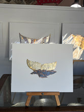 Load image into Gallery viewer, Whale tail with water
