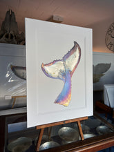 Load image into Gallery viewer, Vertical whale tail
