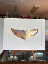 Load image into Gallery viewer, Whale tail
