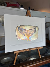 Load image into Gallery viewer, Whale tail with water
