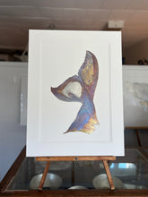 Load image into Gallery viewer, Vertical whale tail
