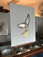 Load image into Gallery viewer, Vertical whale tail
