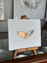 Load image into Gallery viewer, Whale tail
