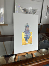 Load image into Gallery viewer, Vertical funky fish
